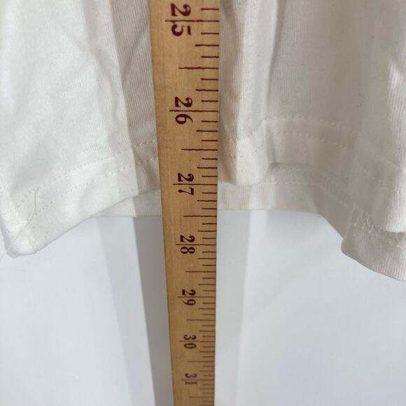 Home Alone Graphic White Filthy Animals Short Sleeve Tee Size Medium Women’s NEW - Picture 6 of 9